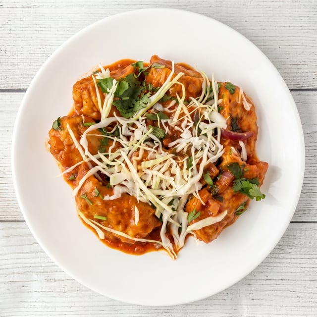 Vegetable Schezwan Momos (Fried).