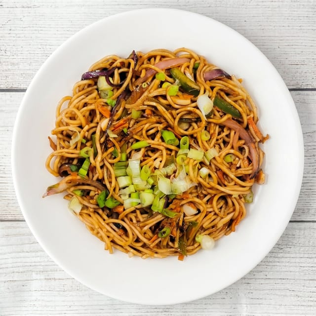 Veg Hakka Noodles.