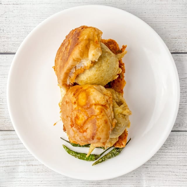 Masala Vada Pav.