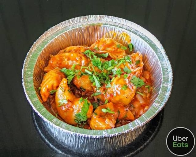 Paneer Schezwan Momos (Fried).